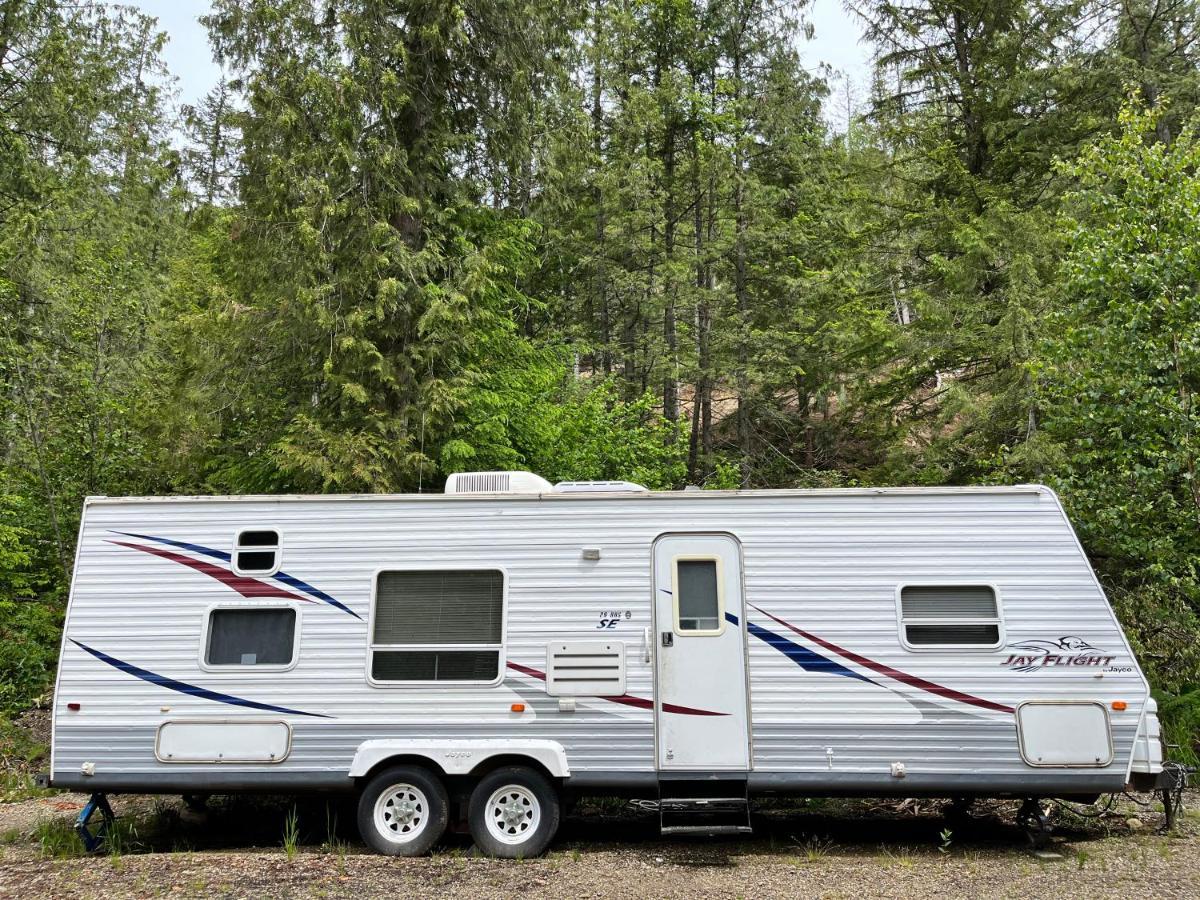 Noah'S Ark Campground Revelstoke Exterior foto