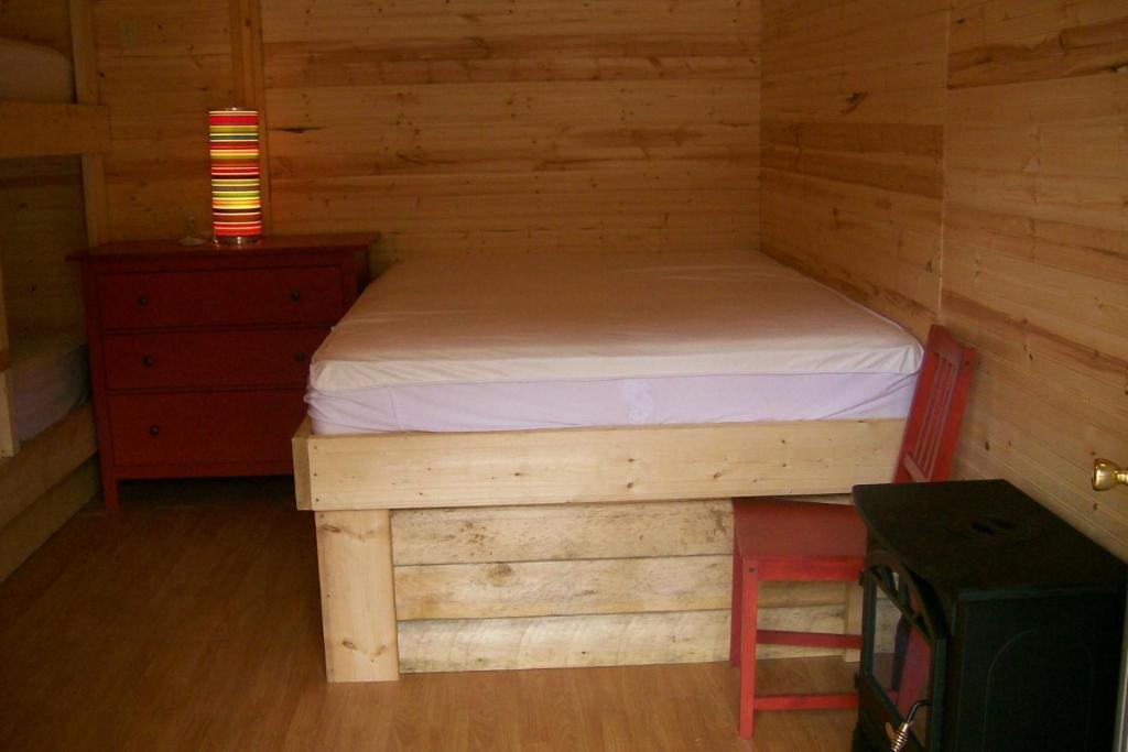 Noah'S Ark Campground Revelstoke Habitación foto