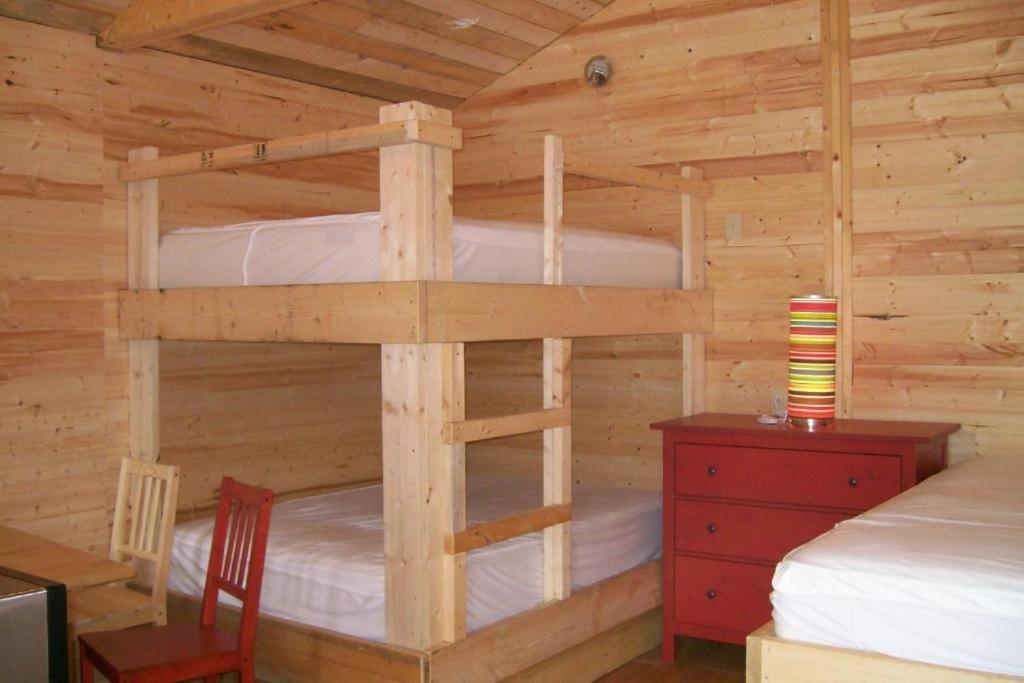 Noah'S Ark Campground Revelstoke Exterior foto